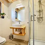 Cicha Przystan Z Sauna I Jakuzi Na Wylacznosc Chalet